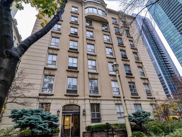 307 - 88 Charles St E