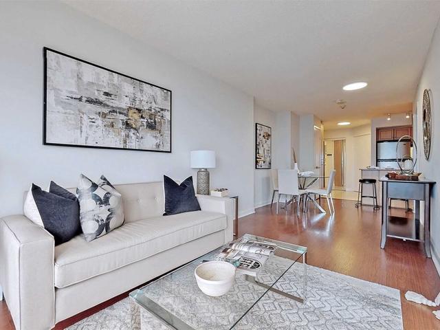 2903 - 210 Victoria St