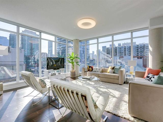 905 - 205 Frederick St