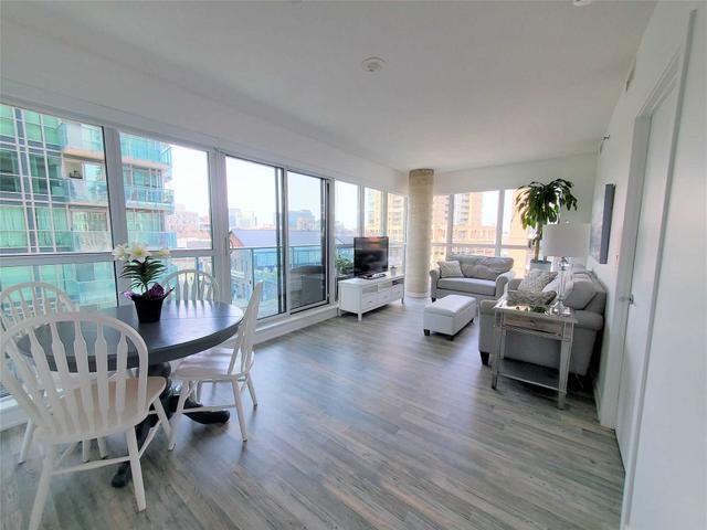 512 - 69 Lynn Williams St