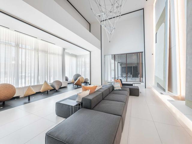 715 - 15 Lower Jarvis St