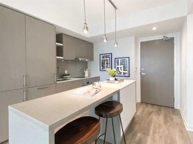 5303 - 100 Harbour St