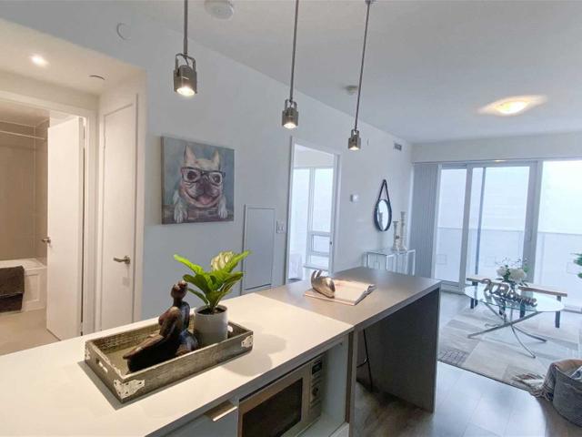 5303 - 100 Harbour St