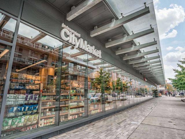 LPH03 - 1030 King St W