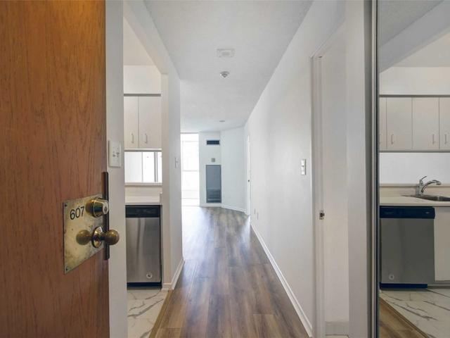 607 - 44 St Joseph St