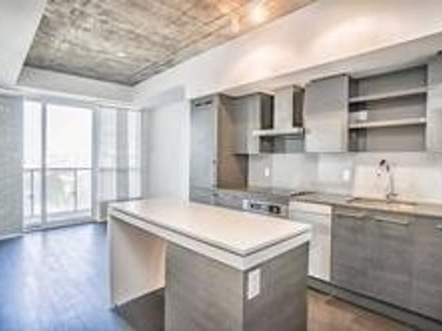 1218 - 1030 King St W