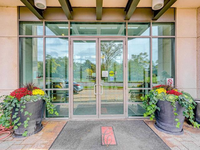 1212 - 509 Beecroft Rd