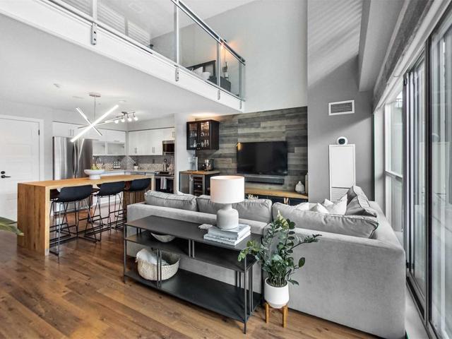 210 - 80 Western Battery Rd