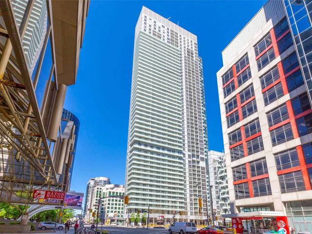 3202 - 300 Front St W