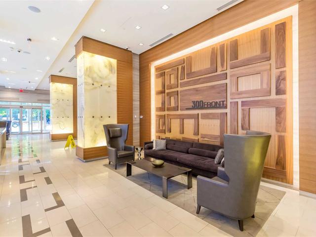 3202 - 300 Front St W