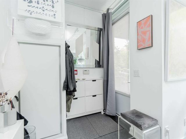 122 - 1030 King St W