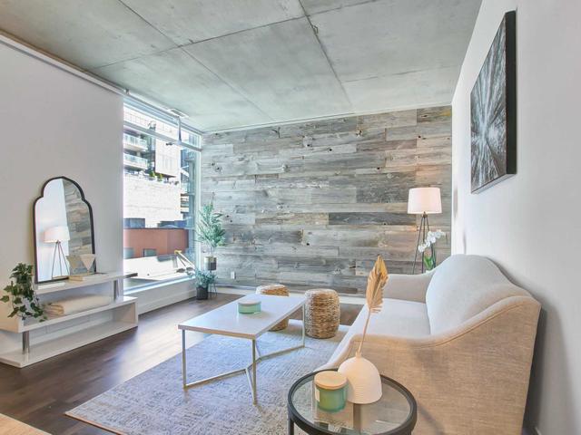 528 - 75 Portland St