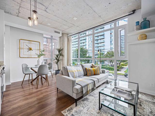 205 - 707 Dovercourt Rd