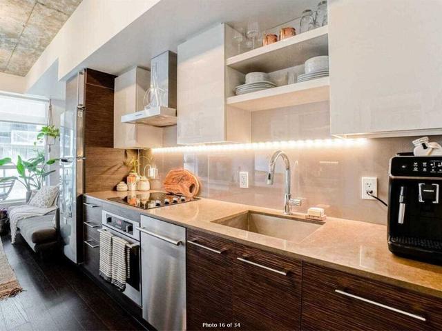 602 - 1030 King St W