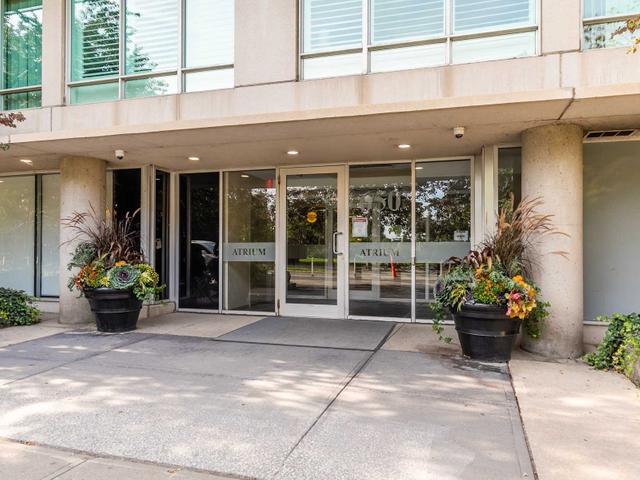 822 - 650 Queens Quay W