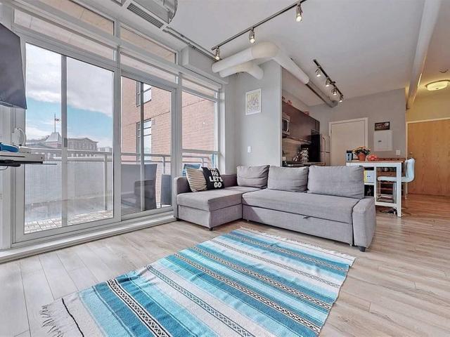 305 - 38 Joe Shuster Way