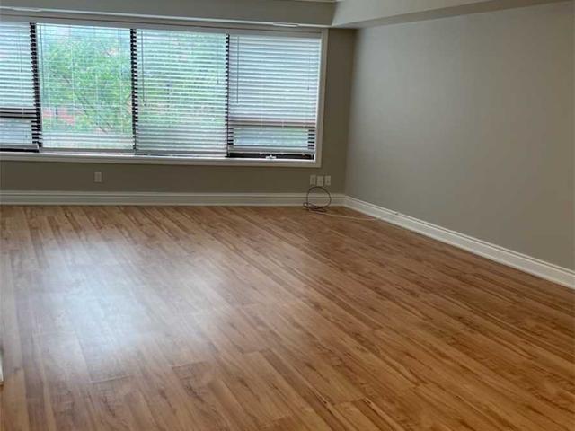 2nd Flr - 1276 Dundas St