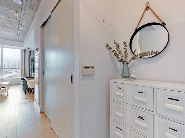 831 - 1030 King St W