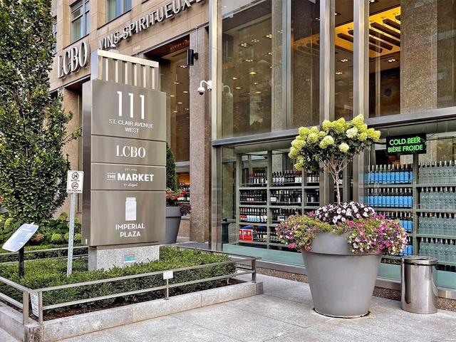 1420 - 111 St Clair West Ave W