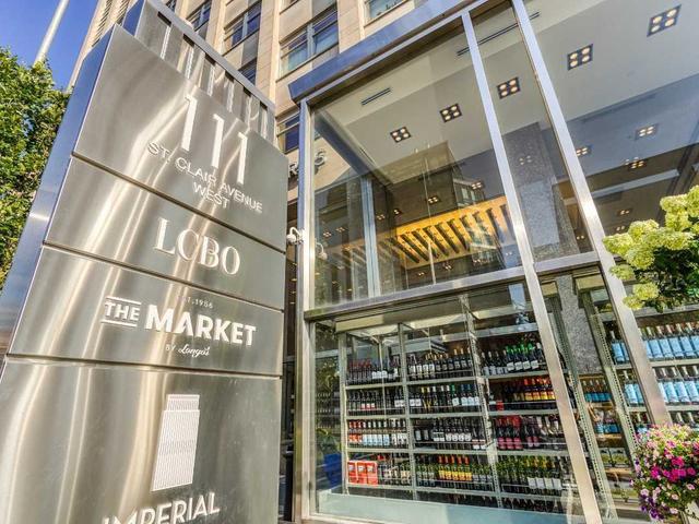 620 - 111 St Clair Ave W