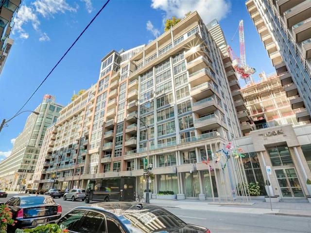 1120 - 270 Wellington St W