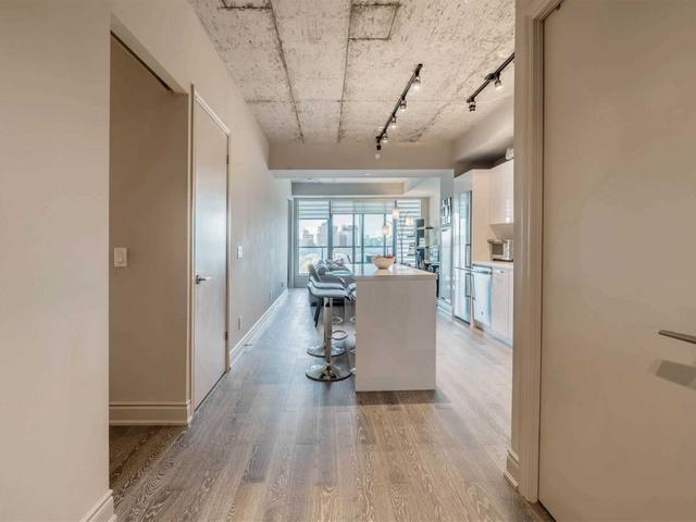 918 - 608 Richmond St W