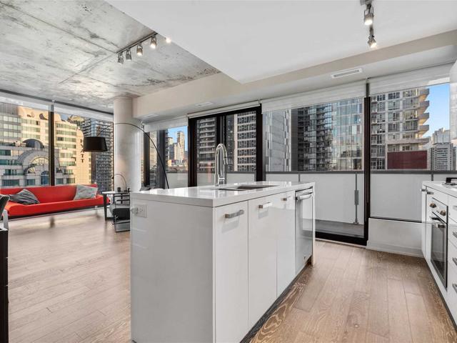 1407 - 11 Charlotte St