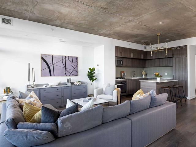 502 - 205 Manning Ave