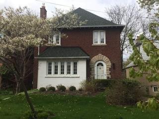 6 Douglas Cres