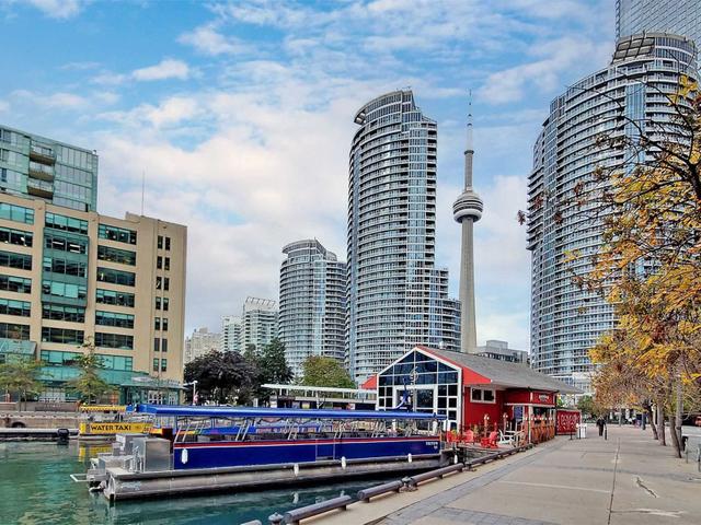 3201 - 77 Harbour Sq