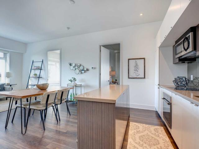 619 - 111 St Clair Ave