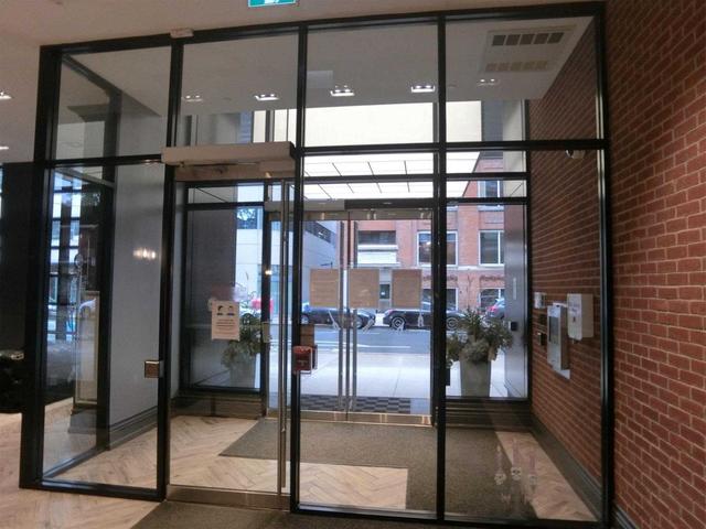 813 - 608 Richmond St W