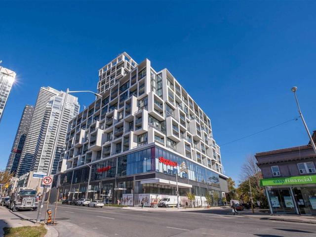 835 - 8 Hillsdale Ave E