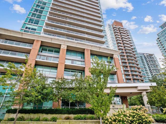 302 - 80 Western Battery Rd