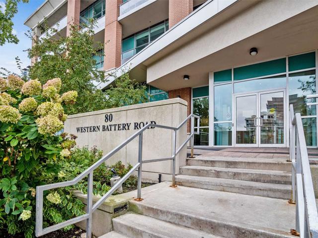 302 - 80 Western Battery Rd