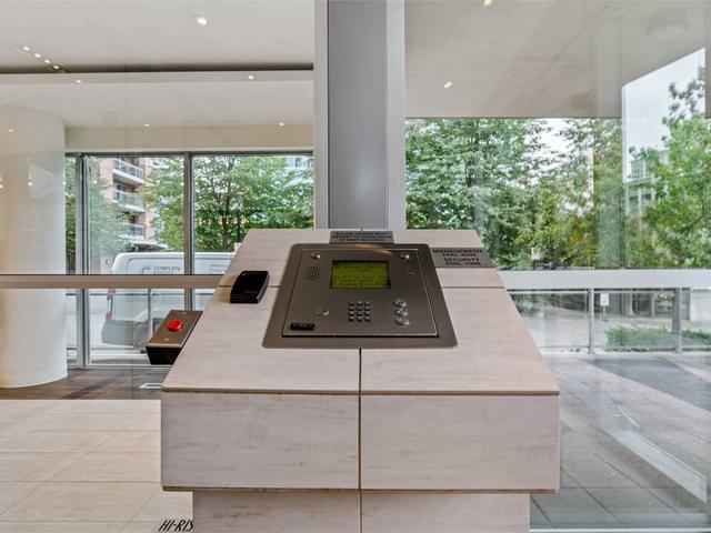 302 - 80 Western Battery Rd