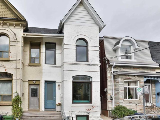 10 Collahie St
