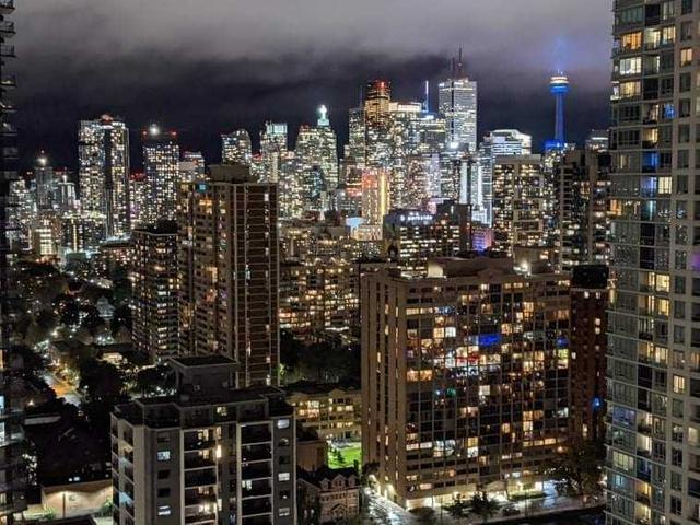 2504 - 500 Sherbourne St