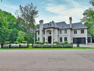 382 Old Yonge St