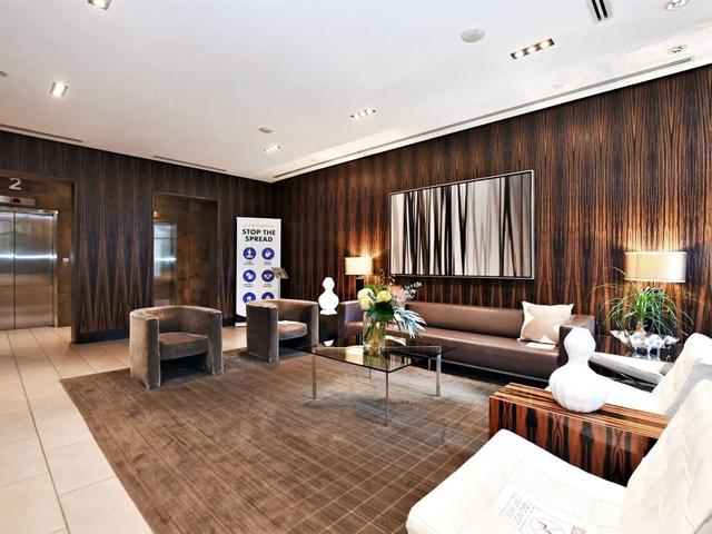 3703 - 33 Lombard St