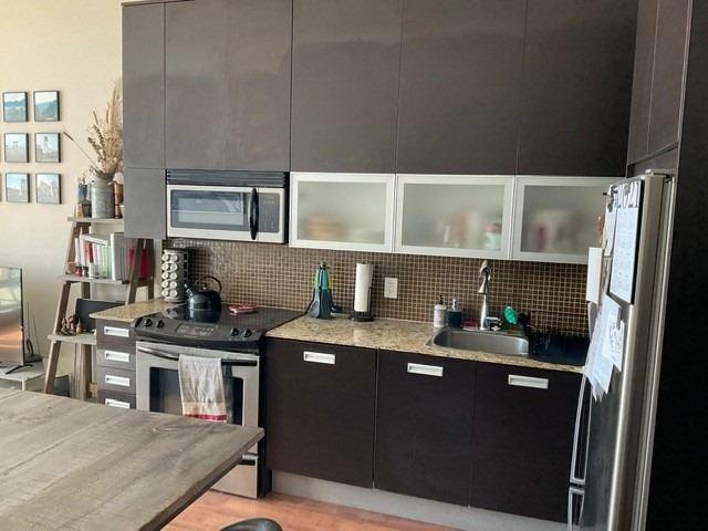 440 - 380 Macpherson Ave