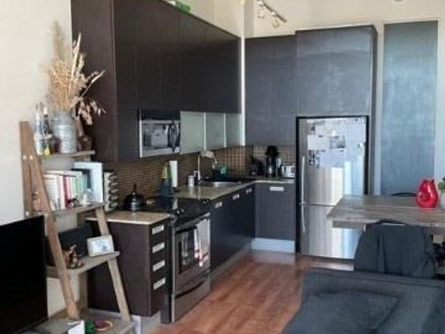 440 - 380 Macpherson Ave