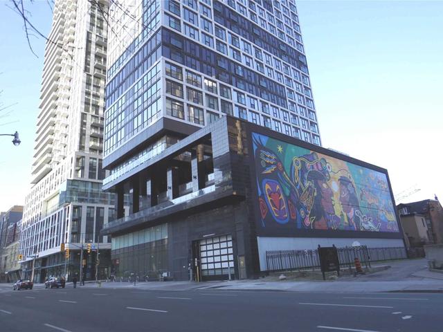 607 - 181 Dundas St E