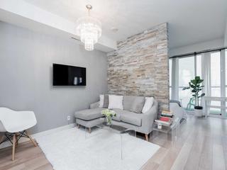 221 - 5 Hanna Ave