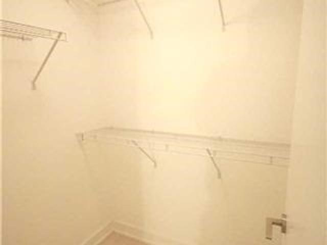 405 - 20 Gladstone Ave