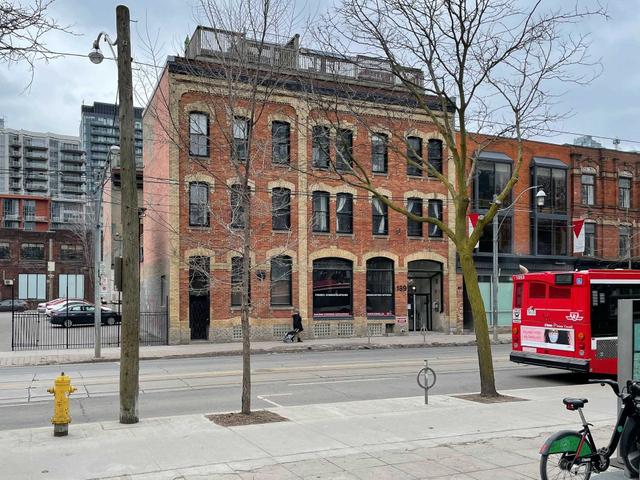 3 - 189 Queen St E