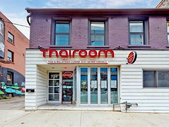 Rear - 934 King St W