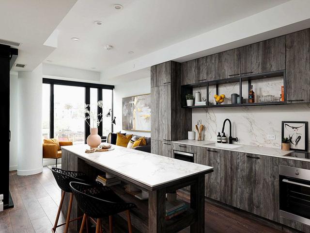 619 - 505 Richmond St