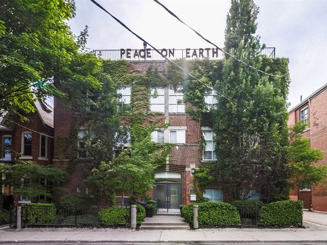 TH7 - 62 Claremont St