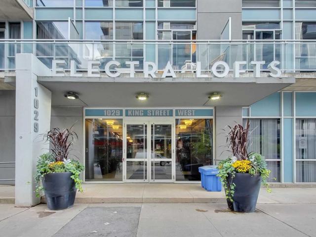 819 - 1029 King St W
